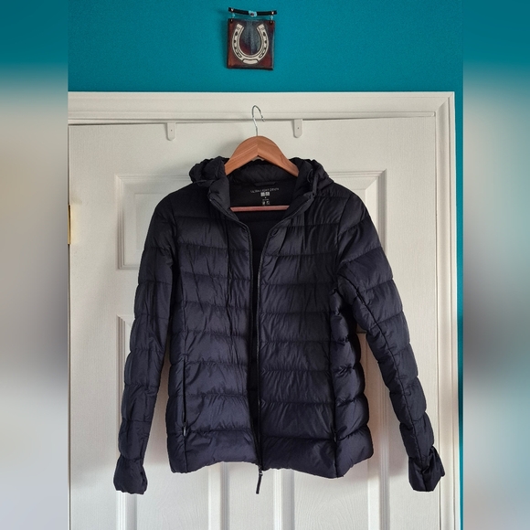 Uniqlo Packable Ultra Light Down Jacket - Navy - EUC - Picture 3 of 16